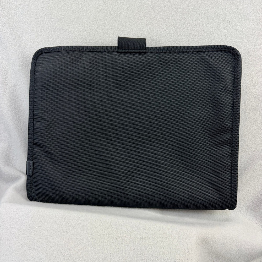 Tumi Black Ballistic Nylon Padded Laptop Sleeve Case 15 Inch Tech Bag - Picture 2 of 7